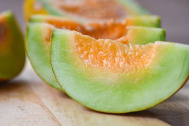 Kavun sarısı - Muskmelon dilimlenmiş kavun Tayland tropik meyvesi