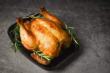 Kızarmış tavuk biberiyesi - ızgara tavuk ızgara 