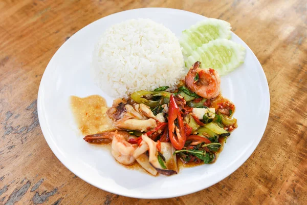Stir Fried Seafood Squid Shrimp Prawn Holy Basil Rice Thai — Stock Photo, Image