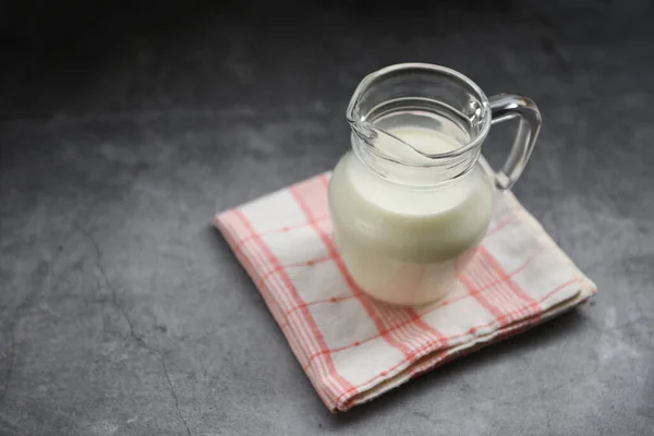 Fresh Milk Natural Glass Jug Serving Breakfast Milk Concept — Stock fotografie