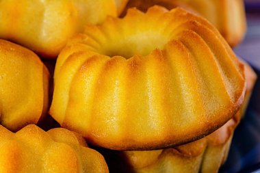 Lezzetli taze pişmiş pastanın yemek fotoğrafı.