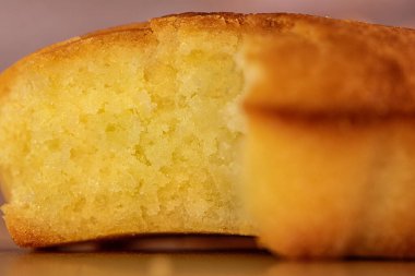 Lezzetli taze pişmiş pastanın yemek fotoğrafı.