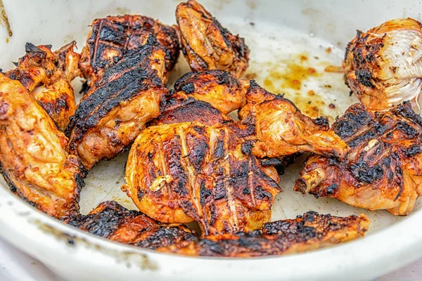 おいしい焼きたての鶏の肉の写真 — ストック写真