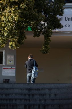 MLAGA, İSPAN 10 Nisan 2020. Clnico de Mlaga Hastanesi, Sağlık personeli, COVID19 'a karşı savaşanlar.