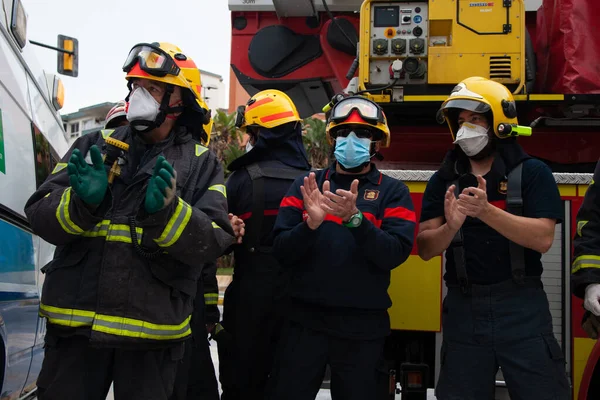 Mlaga Espanha Abril 2020 Covid Homenagear Aplausos Aos Profissionais Saúde — Fotografia de Stock