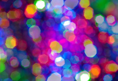 Kameradan oluşturulan parlak ve şenlikli renkli ışık daireleri