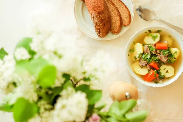 Shurpa soup, Lamb soup, oriental cuisine, close up — Stock Photo, Image