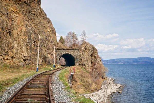Jaro Krugobajkalská Železnice — Stock fotografie