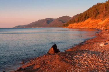 Güney Baykal'ın erken sabahı