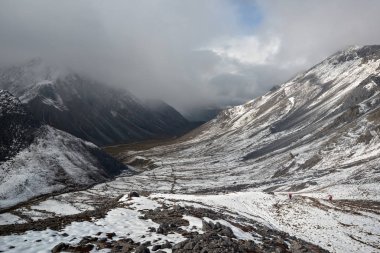 İniş--dan belgili tanımlık geçmek