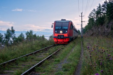 Circum-Baykal Demiryolu, Doğu Sibirya, Irkutsk Bölgesi 'nde Tren