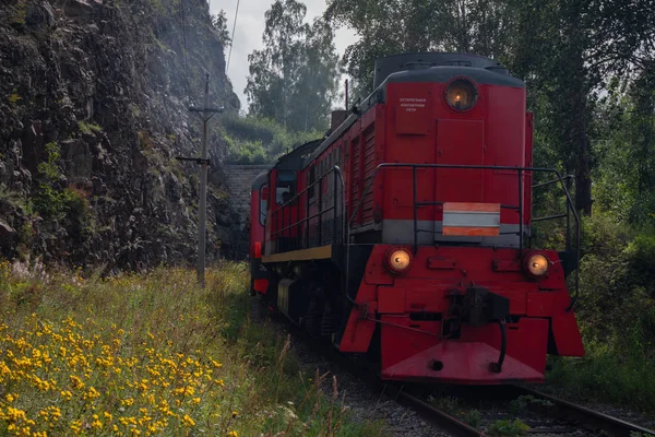 Léto Krugobajkalská Železnice Východní Sibiř Irkutsk Regionu — Stock fotografie