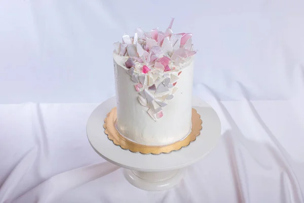 Obras de arte. Pastel de boda decorado con fondant e isomalt — Foto de Stock