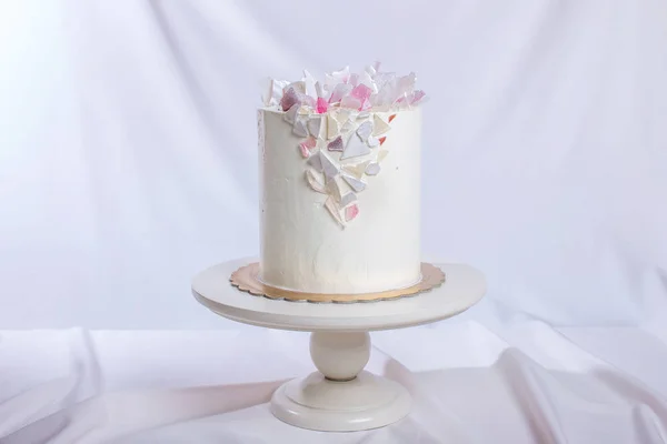 Obras de arte. Pastel de boda decorado con fondant e isomalt —  Fotos de Stock