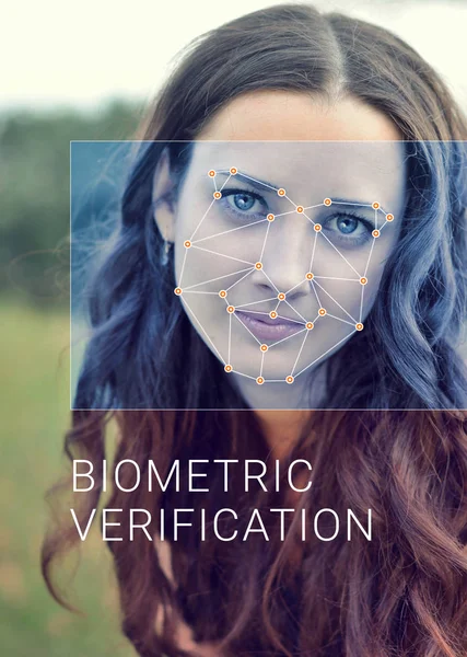 Riconoscimento del volto femminile. Verifica e identificazione biometrica — Foto Stock