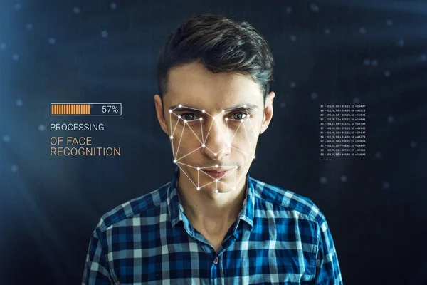 Personal identification method for face recognition via the polygon mesh. Concept of modern technology — Stock Photo, Image