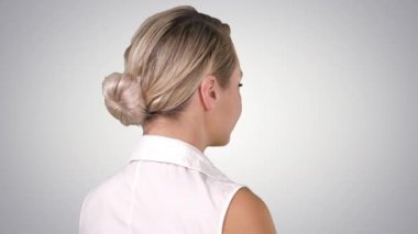 Kadın ellerini kalçalarına koyuyor, Alfa Kanalı.