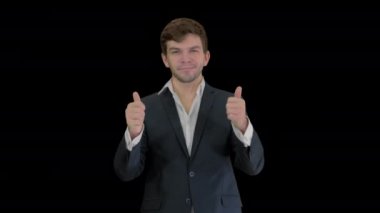 Genç iş adamı onaylıyor ve sonra jest yapıyor, Alfa Kanalı.