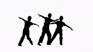 Siluet Üç Kafkas inşaat işçisi dans ediyor.