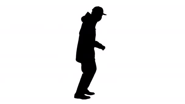 Silhouette Giovane uomo in abiti da esterno e maschera medica jogging . — Video Stock