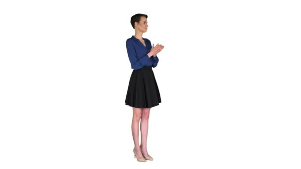 Glücklich schöne Geschäftsfrau klatscht Hände auf weißem Hintergrund. — Stockvideo