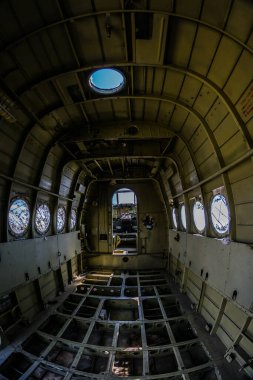 Doğu Ukrayna 'daki askeri uçak mezarlığı