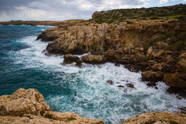 Kışın Kıbrıs kıyıları