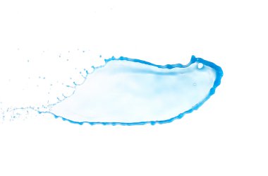 Beyaz arkaplanda su sıçraması izole edildi