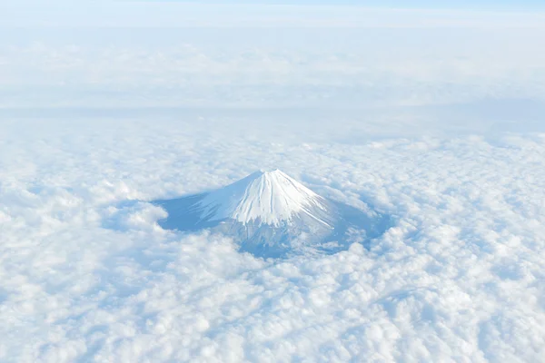 Landscape of the clear sky with Mt. Fuji — Stock Photo, Image