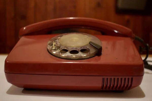 Старий дисковий телефон . — стокове фото