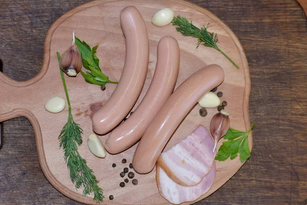 Embutidos con verduras y eneldo . —  Fotos de Stock