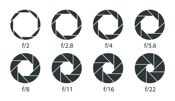 Набір отворів для діафрагми лінз. Піктограми отворів затвора фотоапарата . — стоковий вектор