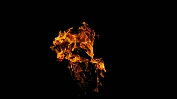 Llamas de fuego sobre fondo negro. fuego sobre fondo negro isolat — Foto de Stock