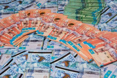 Kağıt banknotlar tenge Kzt. Tenge, Kaz 'ın ulusal para birimidir.