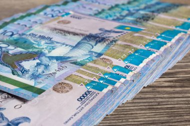 Kağıt banknotlar tenge Kzt. Tenge, Kaz 'ın ulusal para birimidir.