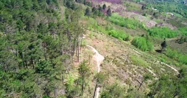 Montanha de bicicleta no Finale Ligure. — Vídeo de Stock