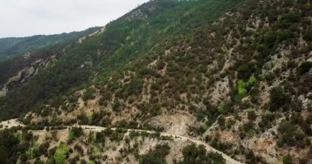 Montanha de bicicleta no Finale Ligure. — Vídeo de Stock