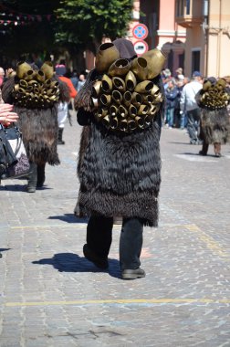 Sardinya, İtalya: mamuthones