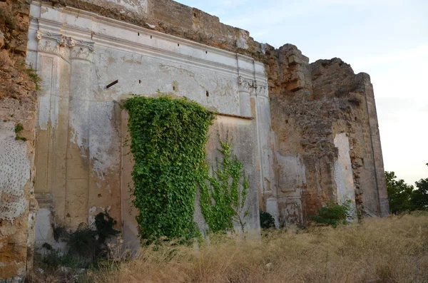 Alte ruinen von partanna, sizilien — Stockfoto