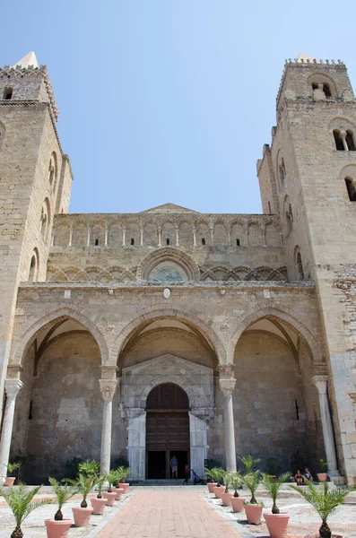 13. století Cefalu katedrála v Cefalù, Sicílie — Stock fotografie