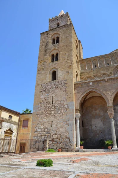 13. století Cefalu katedrála v Cefalù, Sicílie — Stock fotografie