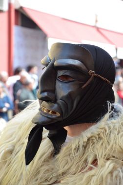 Sardunya'nın geleneksel maskeleri