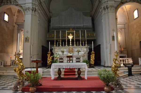 Basilika Santissima Annunziata i Firenze. Italia – stockfoto