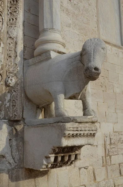 โบสถ์โบสถ์เซนต์นิโคล่า บารี พัคลิเลีย อิตาลี — ภาพถ่ายสต็อก