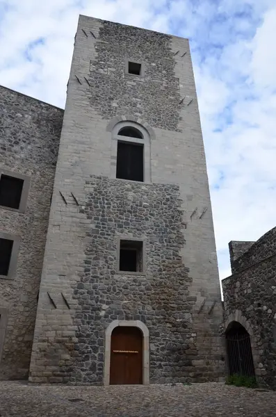 Castillo de Melfi en Basilicata — Foto de Stock