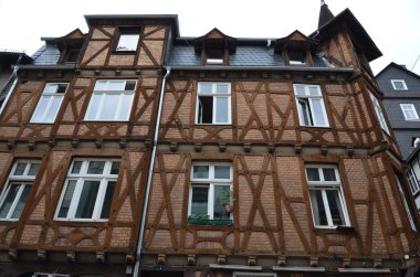 Marburg 'un eski semtlerinin tarihi sokakları