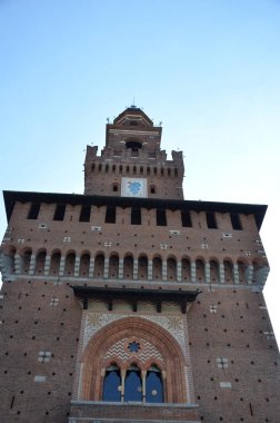 Sforza Kalesi ve cephe mimari detay