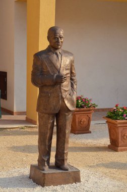 Santa Margherita del Belice, Sicilya - heykeller