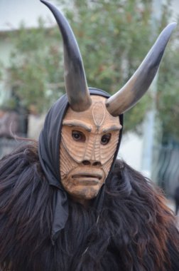 Sardunya'nın geleneksel maskeleri