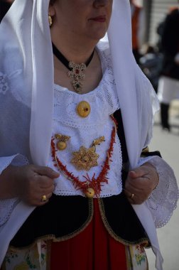 Gelenek ve halk Sardinya